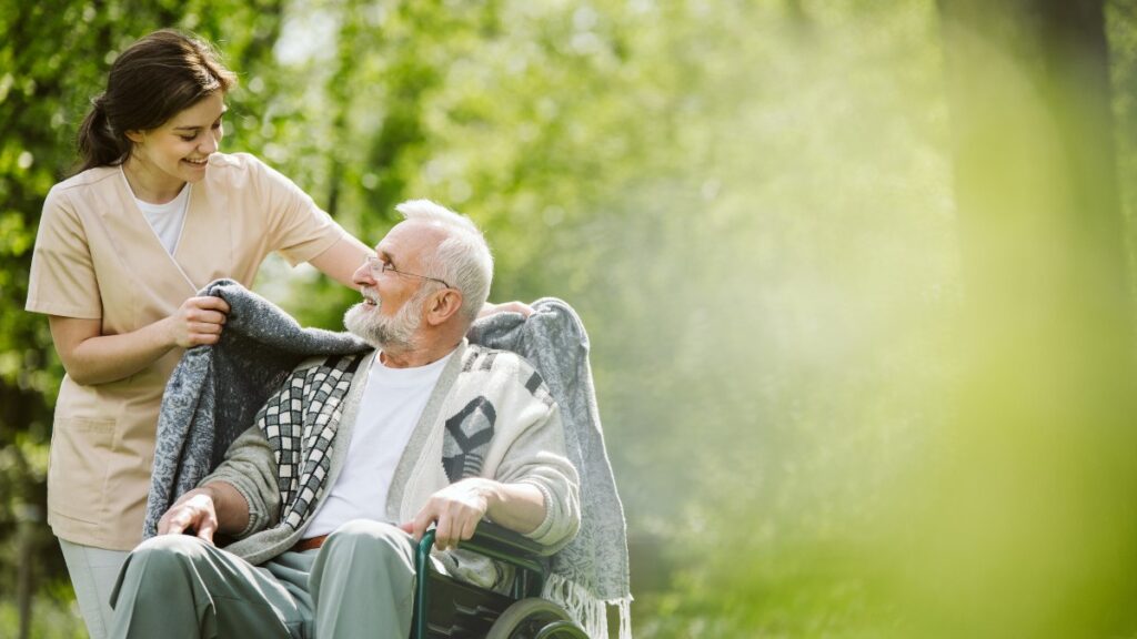 How to Convince a Loved One to Try Adult Daycare