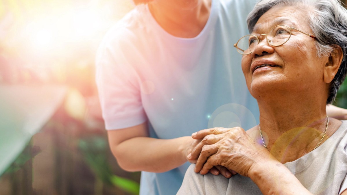 What Qualifications Should Adult Daycare Staff Have?